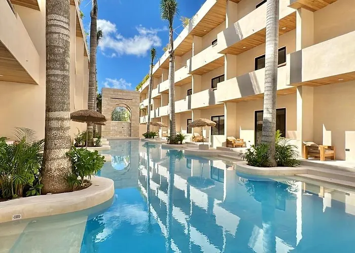 Cocay Pi2220 Gym, Balcony,Swimming Pool,Pets